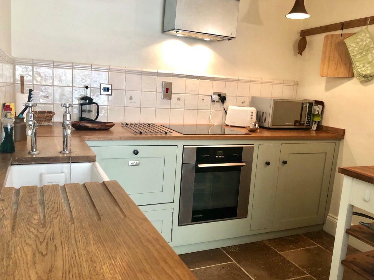 Lauras Townhouse Apartments Garrard'S Retreat バース エクステリア 写真